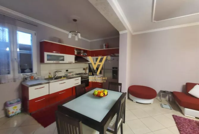 Shtepi me qera 3+1 ne Tirane - 1,000 Euro