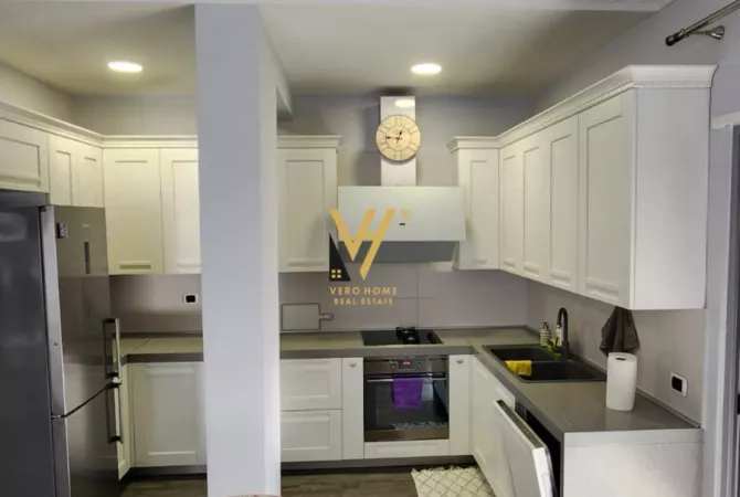 Shtepi me qera Apartament ne Tirane, 3+1, Mobilimi E mobiluar, Pagesa 1,500  Euro.