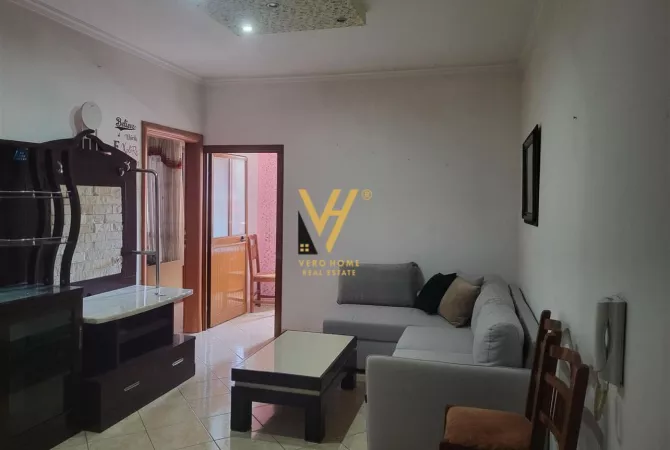 Shtepi me qera 2+1 ne Tirane - 450 Euro