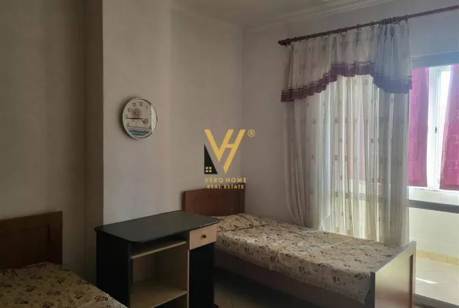 Shtepi me qera 2+1 ne Tirane - 450 Euro
