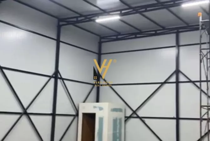 Business Property for Rent 4+1 in Tirana - 1,200 Euro