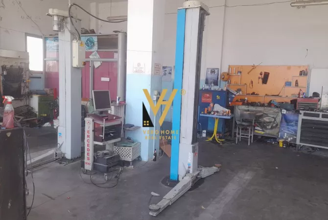 Ambiente Commerciale in Vendita 3+1 a Alessio - 200,000 Euro