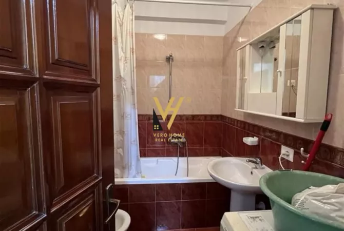 Attic (top floor of the roof) for sale in Tirana 1+1, Furnished