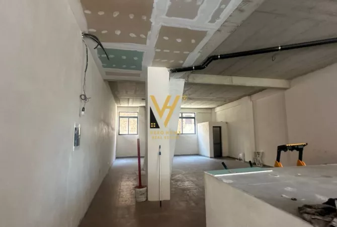 Ambjent biznesi me qera 1+1 ne Tirane - 2,000 Euro