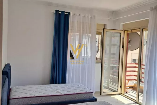 Shtepi me qera Apartament ne Tirane, 2+1, Mobilimi E mobiluar, Pagesa 1,000  Euro.