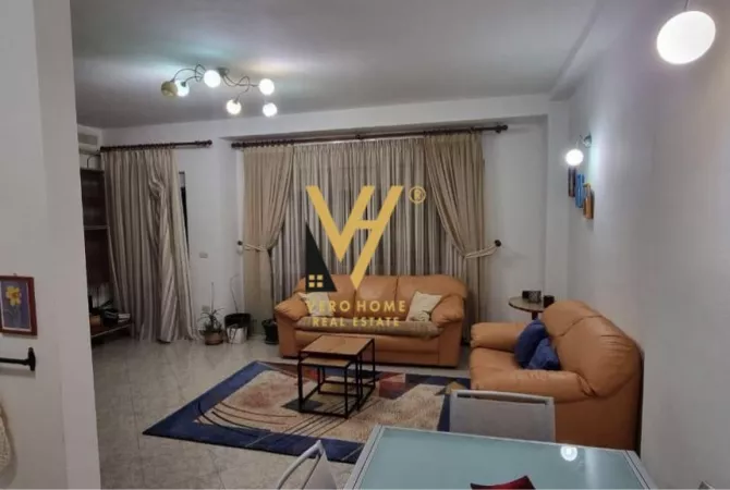 Shtepi me qera 2+1 ne Tirane - 650 Euro