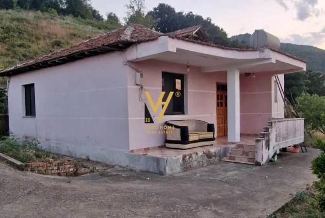 Shtepi ne shitje 2+1 ne Tirane - 150,000 Euro