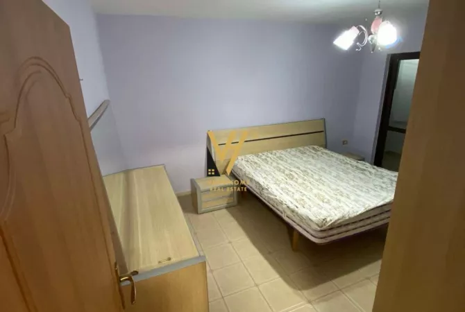 Shtepi me qera 3+1 ne Tirane - 50,000 Leke