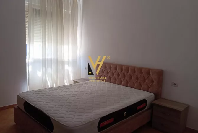 Shtepi me qera 1+1 ne Tirane - 400 Euro