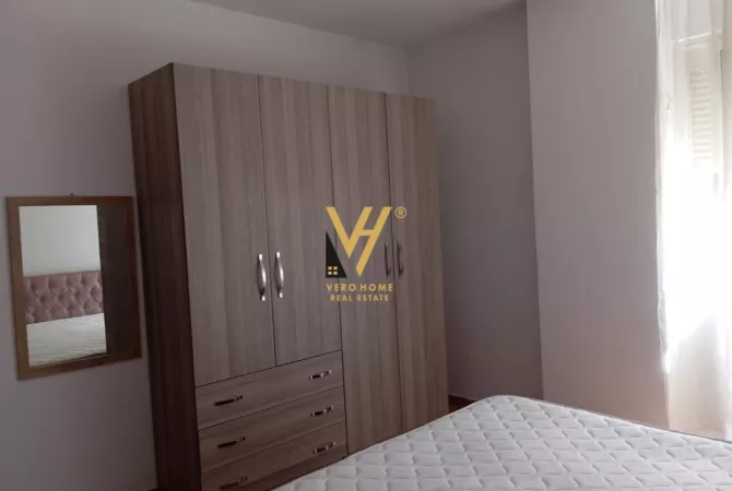 Shtepi me qera 1+1 ne Tirane - 400 Euro