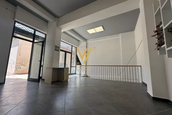 Business Property in Sale 3+1 in Tirana - 350,000 Euro