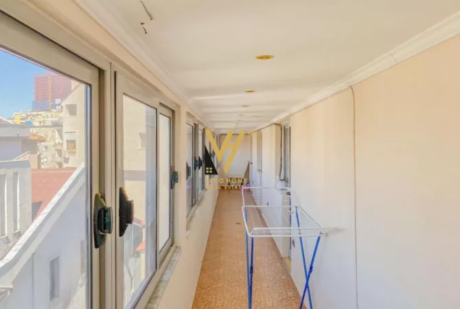 Shtepi me qera Apartament ne Tirane, 2+1, Mobilimi E mobiluar, Pagesa 70,000  Leke.