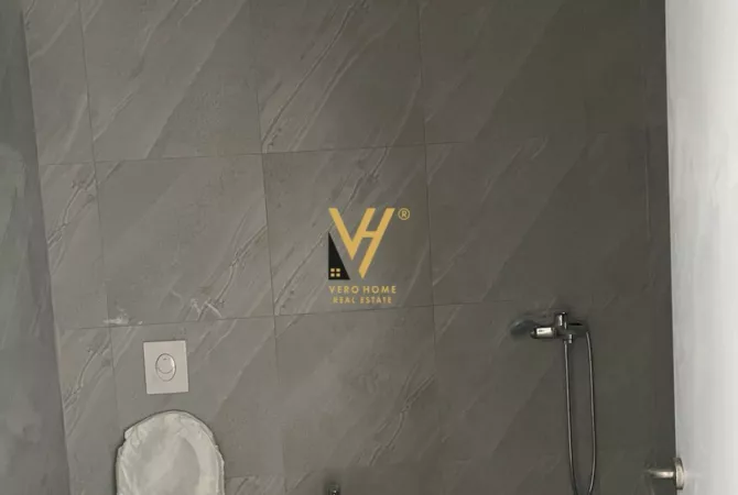 Ambjent biznesi me qera 3+1 ne Tirane - 600 Euro
