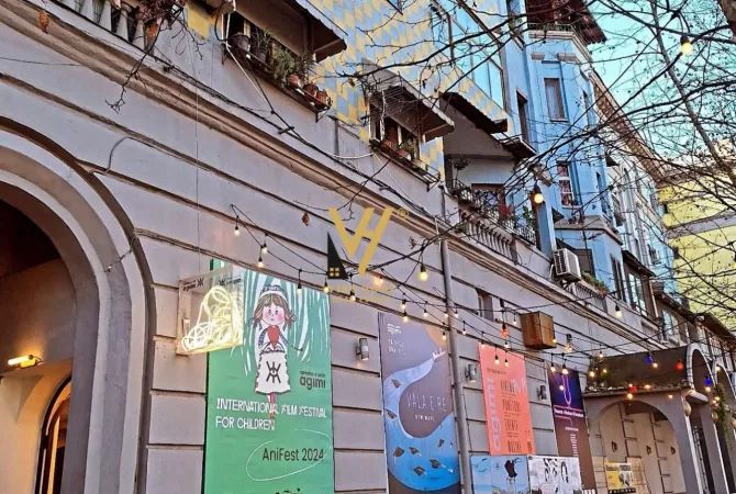 Ambiente Commerciale in Affitto 3+1 a Tirana - 650 Euro