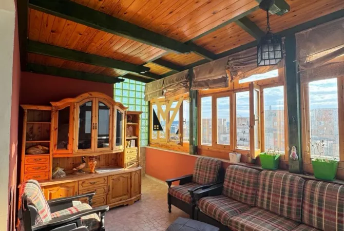 Shtepi ne shitje 2+1 ne Tirane - 150,000 Euro