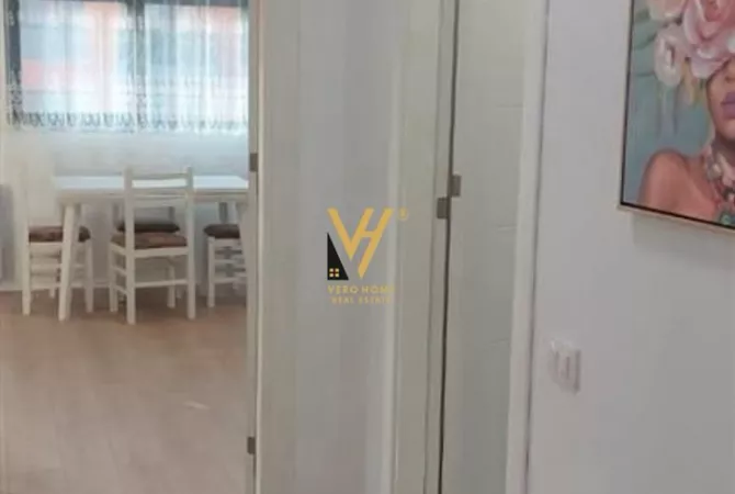 Shtepi me qera Apartament ne Tirane, 2+1, Mobilimi E mobiluar, Pagesa 650  Euro.