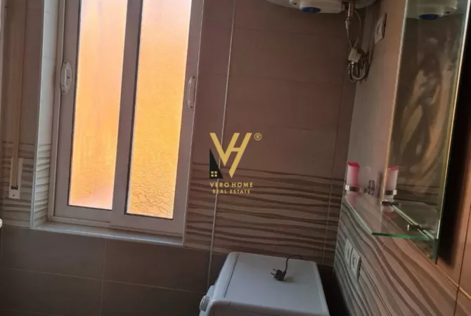 Shtepi me qera Apartament ne Tirane, Garsoniere, Mobilimi E mobiluar, Pagesa 38,000  Leke.