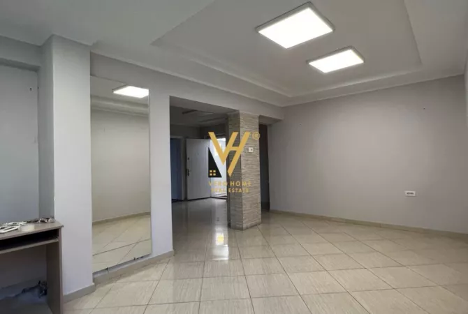Ambient biznesi me qera 3+1 ne Tirane - 750 Euro
