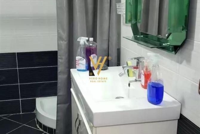 Shtepi me qera Apartament ne Tirane, 1+1, Mobilimi E mobiluar, Pagesa 500  Euro.