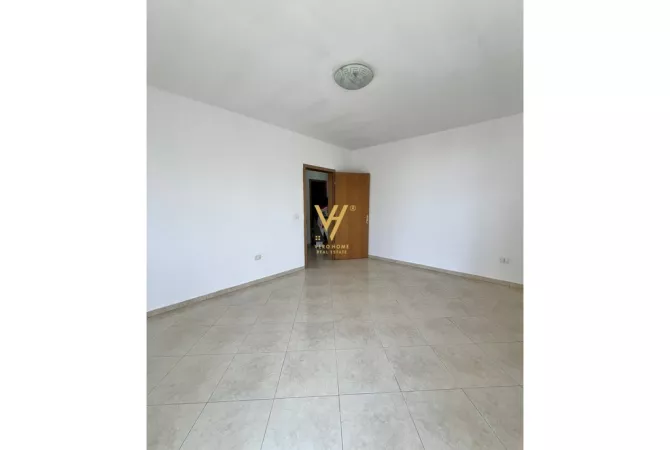 JEPET ZYRE ME QIRA, ISH EKSPOZITA SOT,1.000 EURO