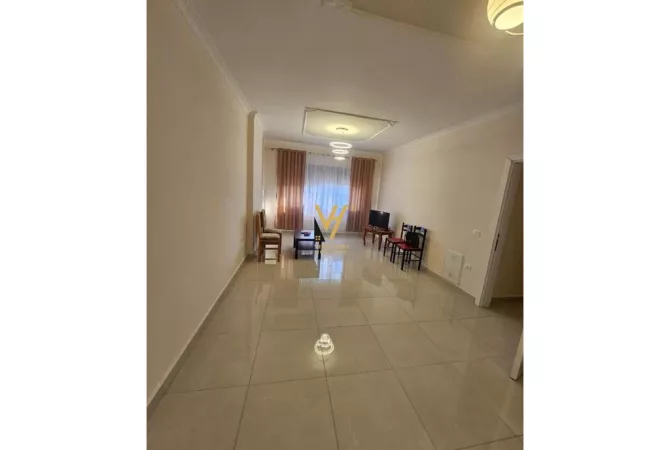 Shtepi me qera 2+1 ne Tirane - 450 Euro