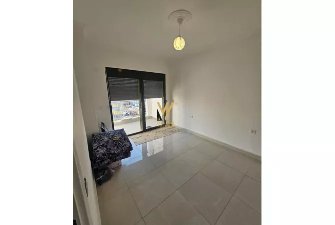Shtepi me qera 2+1 ne Tirane - 450 Euro