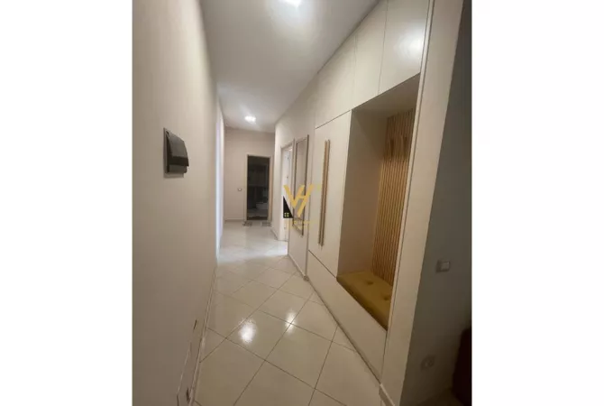 Shtepi ne shitje 2+1 ne Tirane - 260,000 Euro
