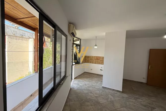 Shtepi ne shitje Garsoniere ne Tirane - 110,000 Euro