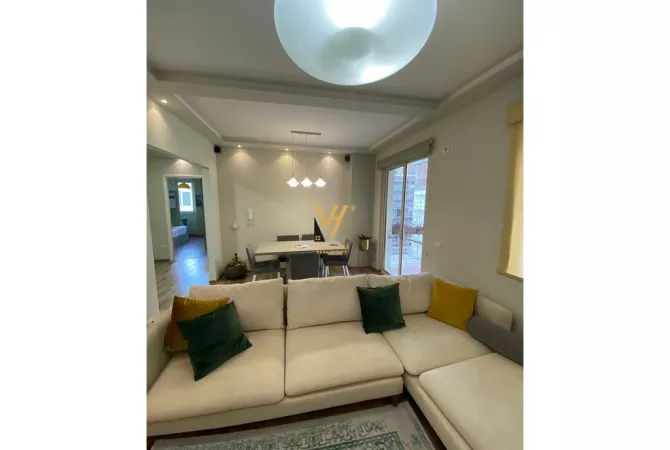 Shtepi me qera 2+1 ne Tirane - 700 Euro