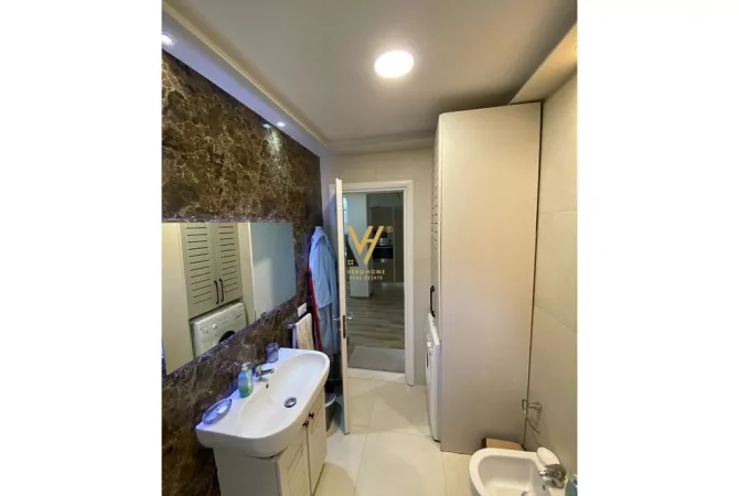 Shtepi me qera Apartament ne Tirane, 2+1, Mobilimi E mobiluar, Pagesa 700  Euro.