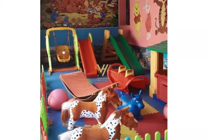 Ambient biznesi me qera 1+1 ne Tirane - 1,000 Euro