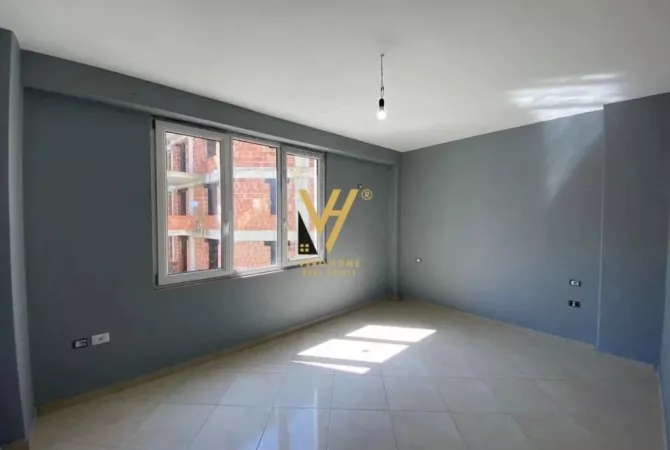 Shtepi me qera 2+1 ne Tirane - 450 Euro