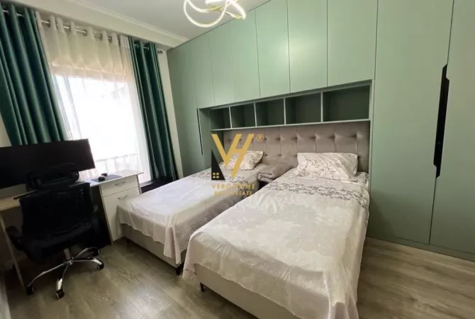 Shtepi me qera 2+1 ne Tirane - 950 Euro