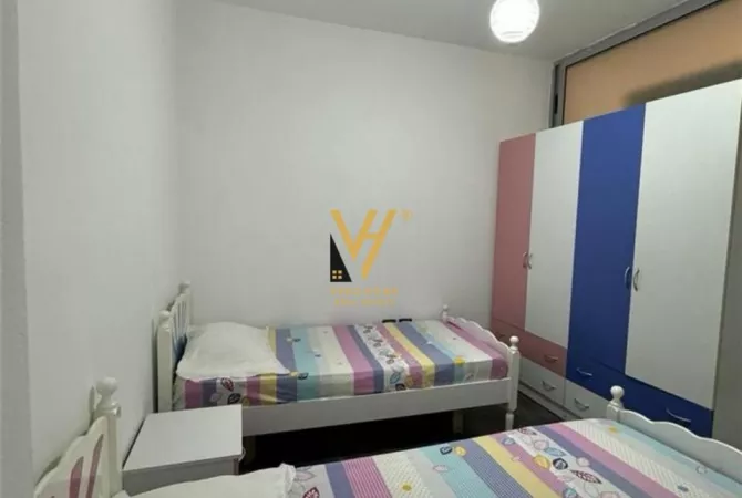 Shtepi me qera Apartament ne Tirane, 2+1, Mobilimi E mobiluar, Pagesa 540  Euro.