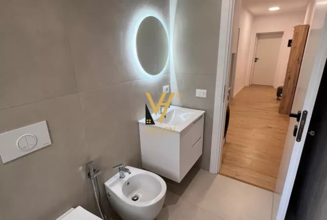 Shtepi me qera Apartament ne Tirane, 2+1, Mobilimi E mobiluar, Pagesa 950  Euro.