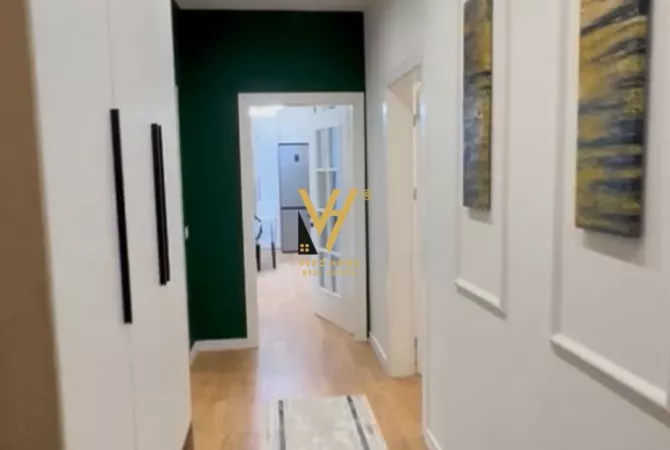 Shtepi ne shitje Apartament ne Tirane, 2+1, Mobilimi E mobiluar, Pagesa 245,000  Euro.