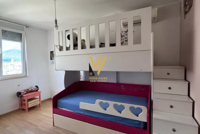 Shtepi me qera Apartament ne Tirane, 2+1, Mobilimi E mobiluar, Pagesa 600  Euro.