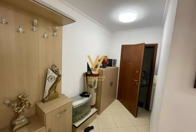 Shtepi ne shitje Apartament ne Tirane, 3+1, Mobilimi E mobiluar, Pagesa 217,000  Euro.