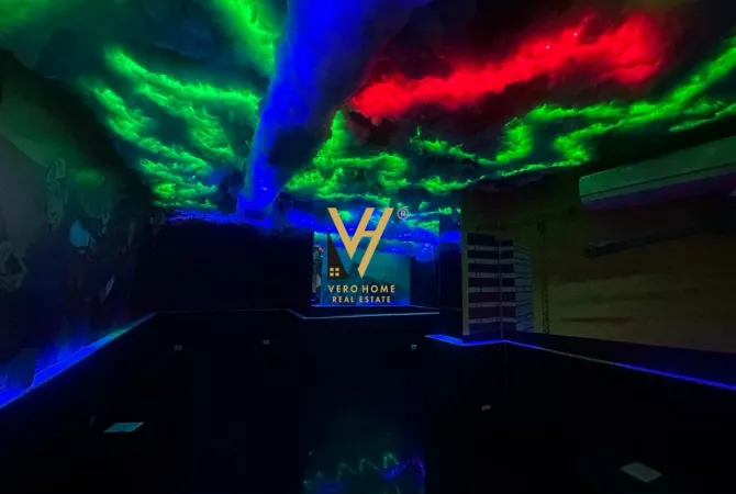 JEPET AMBIENT BIZNESI 160 M2 ME QERA TE MYSLYM SHYRI 1.000 EURO