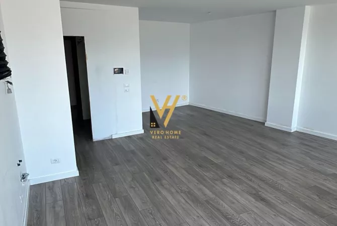 Ambient biznesi me qera 3+1 ne Tirane - 140,000 Leke