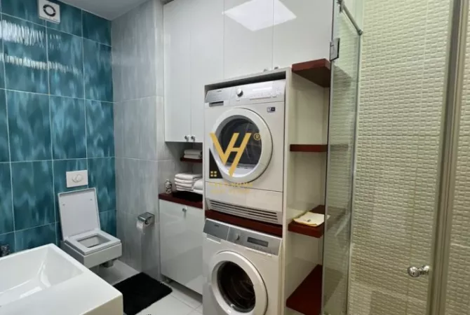 Shtepi ne shitje Apartament ne Tirane, 2+1, Mobilimi E mobiluar, Pagesa 455,000  Euro.