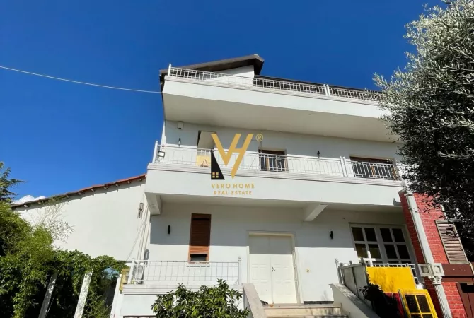 Shtepi me qera 6+1 ne Tirane - 1,500 Euro