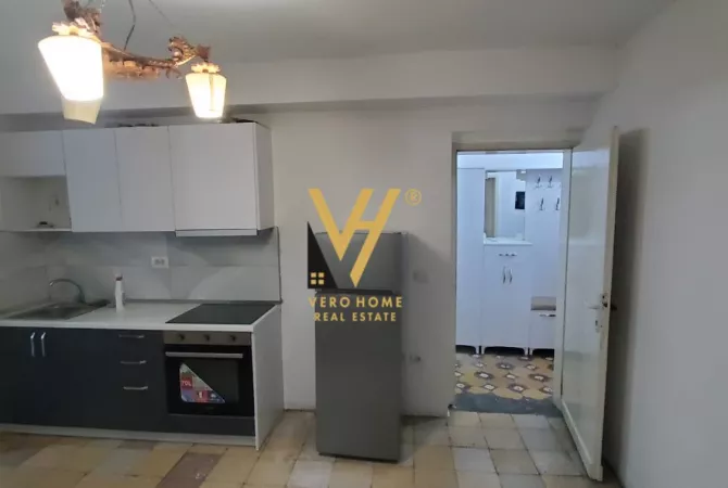House for Rent 1+1 in Tirana - 400 Euro