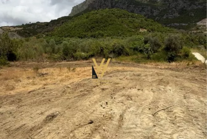 Terreno in vendita  a Tirana - 200,000 Euro