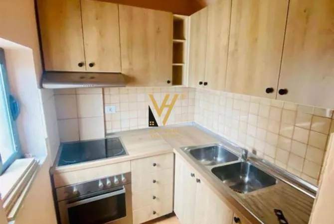 Shtepi me qera 2+1 ne Tirane - 500 Euro