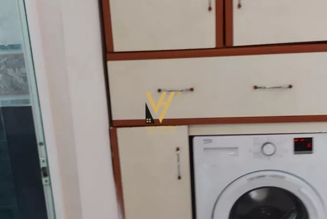 Shtepi me qera 2+1 ne Tirane - 650 Euro