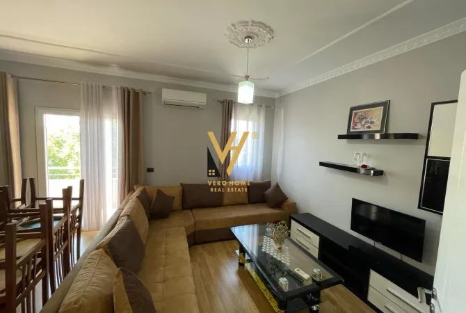 Shtepi me qera 2+1 ne Tirane - 450 Euro