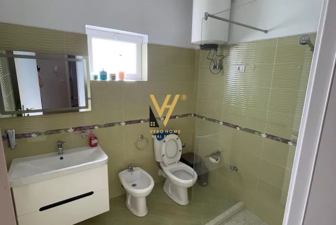 Shtepi me qera 2+1 ne Tirane - 450 Euro