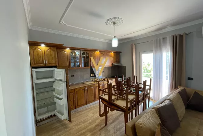 Shtepi me qera Apartament ne Tirane, 2+1, Mobilimi E mobiluar, Pagesa 450  Euro.