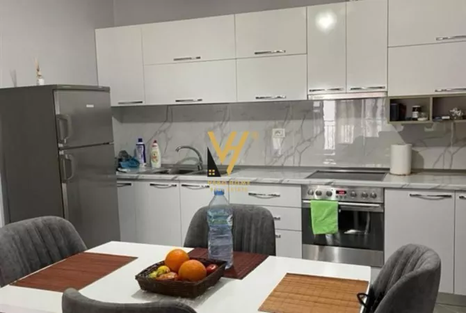 Shtepi me qera Apartament ne Tirane, 1+1, Mobilimi E mobiluar, Pagesa 550  Euro.